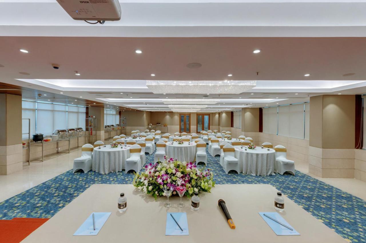The Fern Residency Turbhe Hotel Navi Mumbai Exterior foto