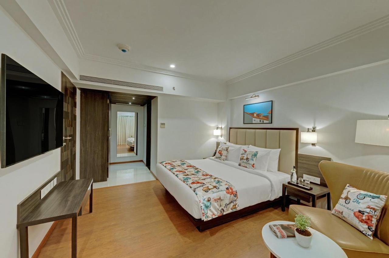 The Fern Residency Turbhe Hotel Navi Mumbai Exterior foto