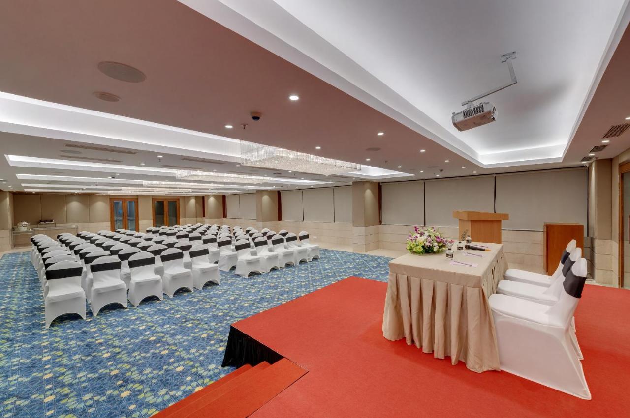 The Fern Residency Turbhe Hotel Navi Mumbai Exterior foto